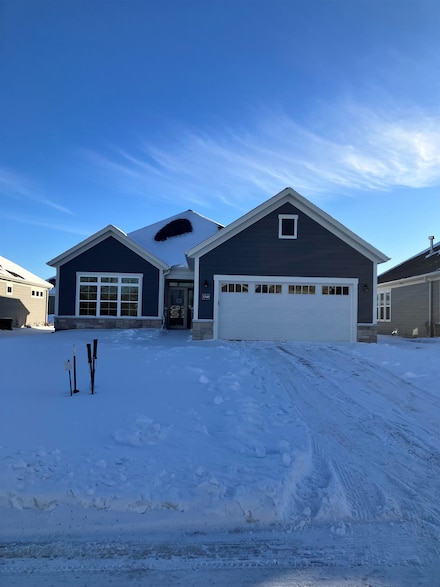 3348 Evening Star Dr, Green Bay, WI 54311