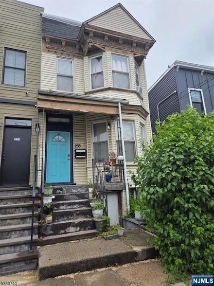 255 Arlington Ave, Jersey City, NJ 07305