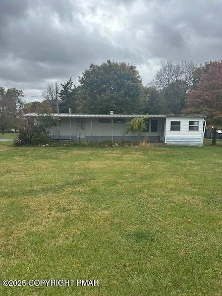 78 Locke Heights Rd, Bangor, PA 18013