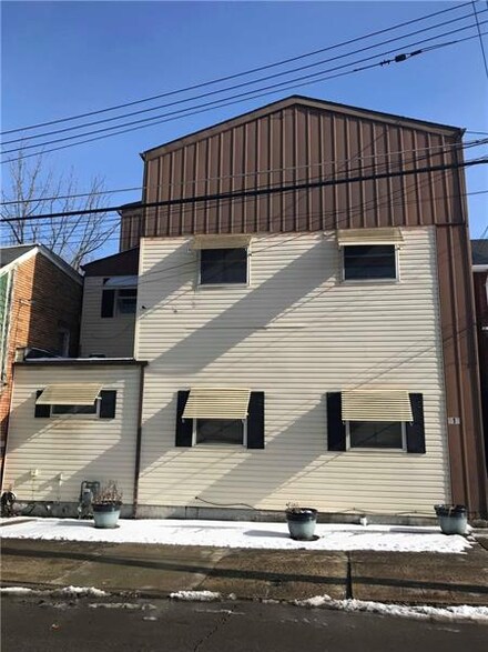 916 Highview St, Pittsburgh, PA 15206