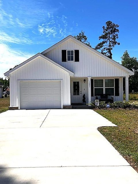 1001 Quail Dr, Pamplico, SC 29583