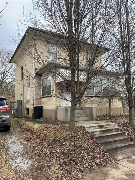 404 Forest Ave, Pittsburgh, PA 15202