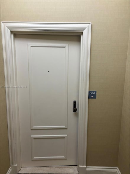 201 Crandon Blvd Unit 304, Key Biscayne, FL 33149