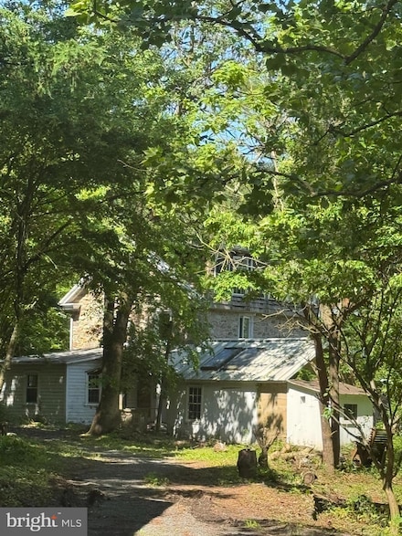 220 Club Rd, Oley, PA 19547