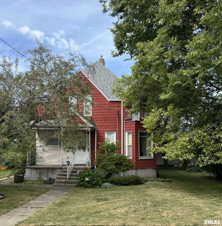 18 SW 8th Ave, Galva, IL 61434