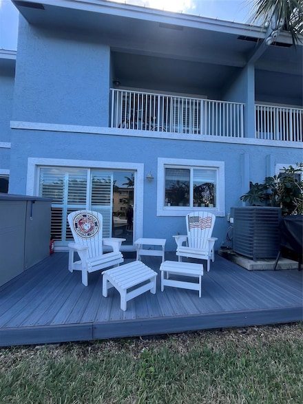 2113 NE 44th St, Lighthouse Point, FL 33064