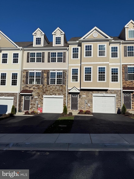 229 Sullivan Ln, Prince Frederick, MD 20678