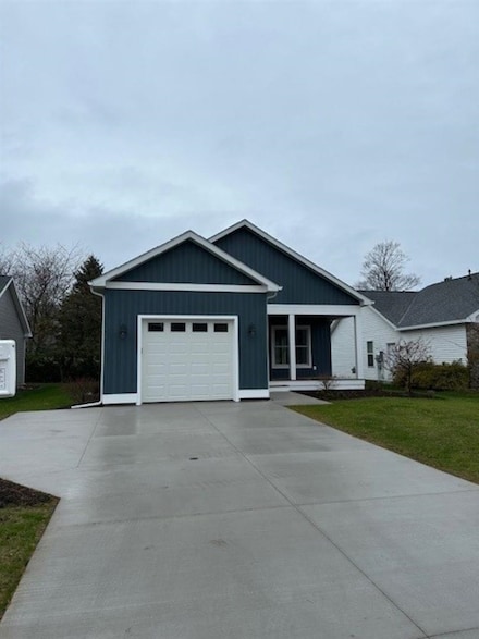 104 Peppervine Place, Charlevoix, MI 49720