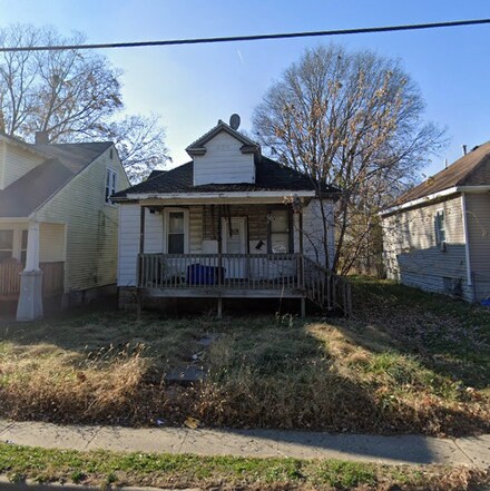 1849 N Martin Luther King jr Dr, Decatur, IL 62526