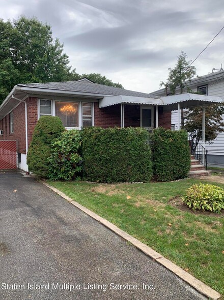 154 Kell Ave, Staten Island, NY 10314