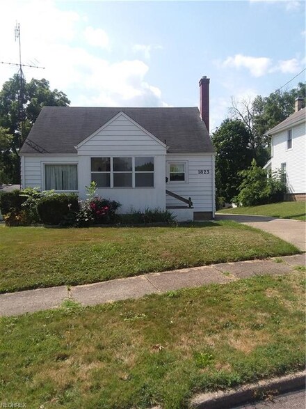 1823 Main Ave W, Massillon, OH 44647