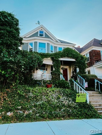 152 Cook Ave, Syracuse, NY 13206