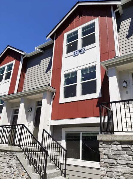 12009 NE 193rd Ln Unit C, Bothell, WA 98011