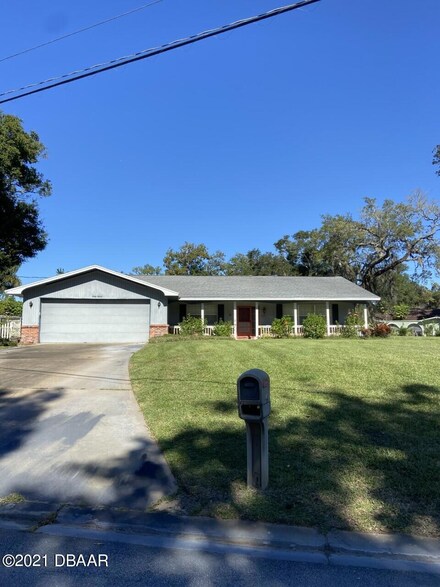 67 N Saint Andrews Dr, Ormond Beach, FL 32174