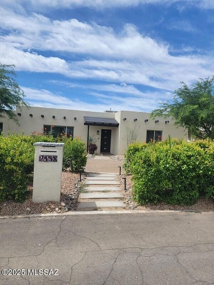 2158 E Grant Rd, Tucson, AZ 85719