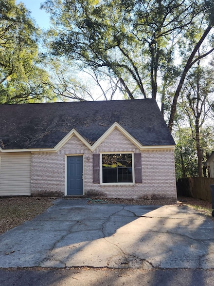 753 Gold Nugget Trail, Tallahassee, FL 32304