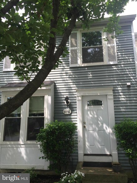 9110 Aspenpark Ct, Lorton, VA 22079