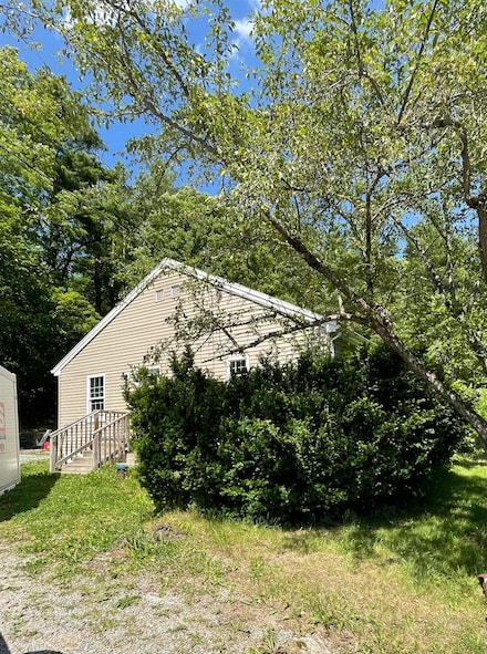 35 Clinton Rd, Antrim, NH 03440