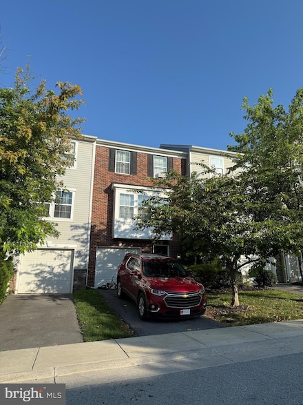 1151 Steed St, Ranson, WV 25438