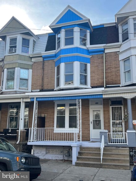1048 N 11th St, Reading, PA 19604