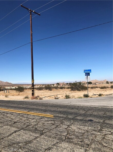 0 Vac Cor Ave O(pav) 152 E (Drt) Unit AR23150789, Palmdale, CA 93591
