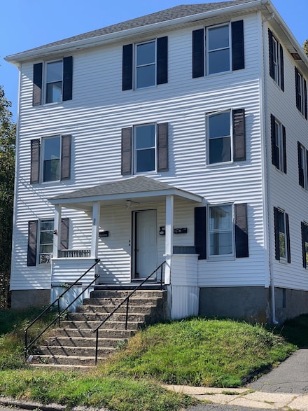 30 Cottage St Unit 2, Bristol, CT 06010