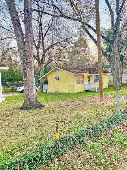 110 S Beatty Ave, Livingston, TX 77351