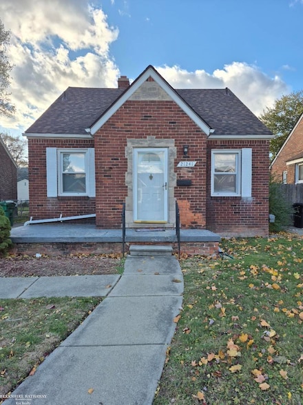 21241 Redmond Ave, Eastpointe, MI 48021