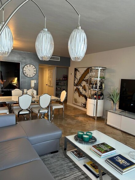 100 Lincoln Rd Unit 608, Miami Beach, FL 33139