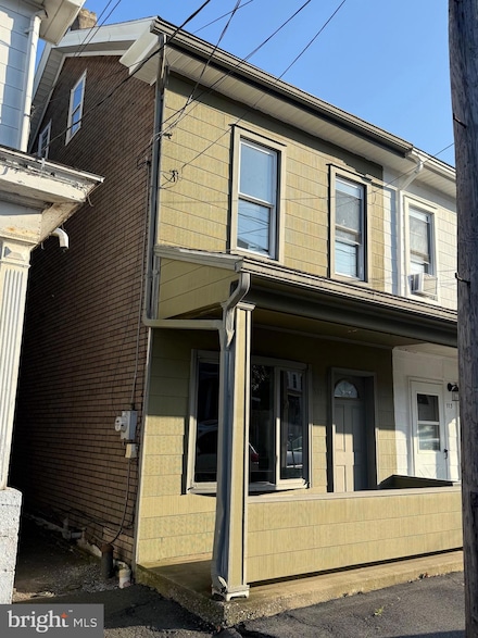 111 Vaux Ave, Tremont, PA 17981