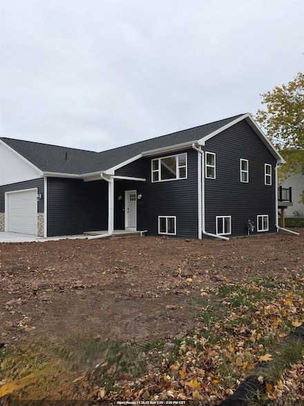 982 Byrd Ave, Neenah, WI 54956