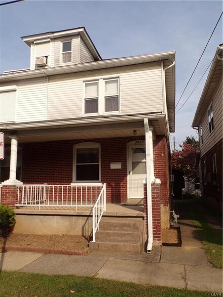 2437 Hay St, Easton, PA 18042