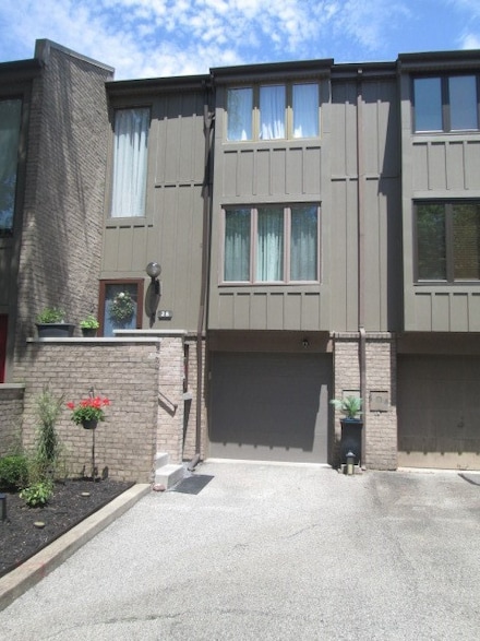 25 Maple Ct Unit 25, Pittsburgh, PA 15237