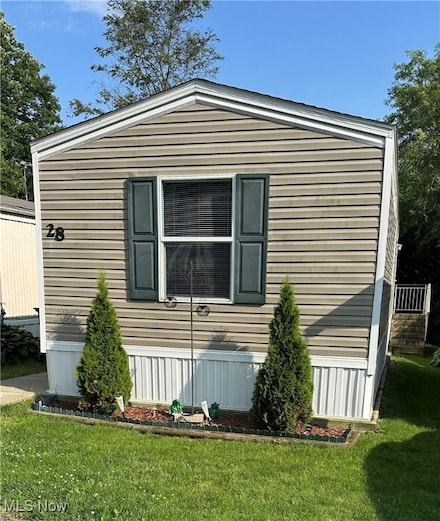28 E Buddy St, New Franklin, OH 44203
