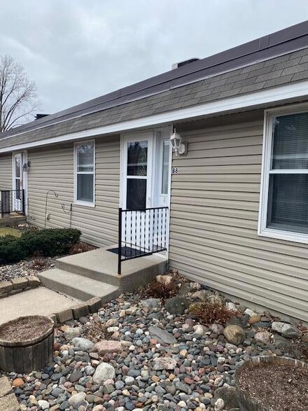 6071 Paris Ave N Unit 8, Stillwater, MN 55082