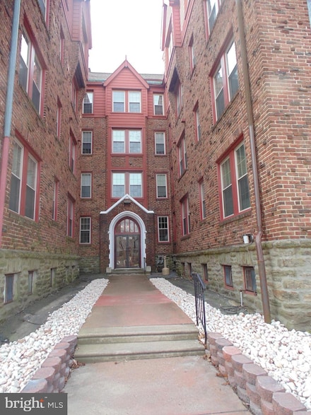 7876 Spring Ave Unit 2C, Elkins Park, PA 19027