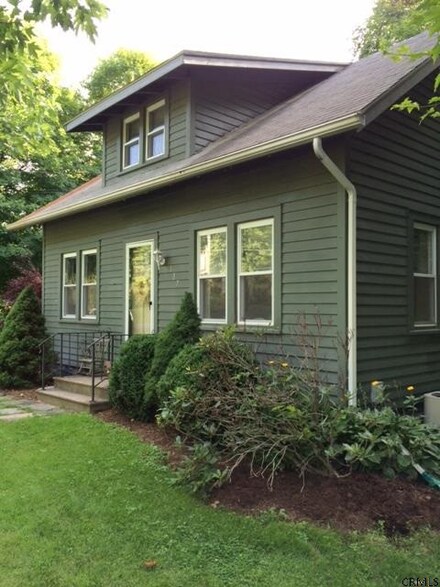 117 County Route 7, Nassau, NY 12123