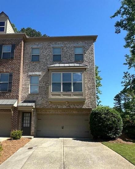 288 Blue Pointe Ct, Suwanee, GA 30024