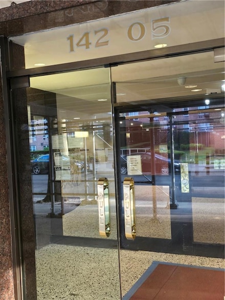 14205 Roosevelt Ave Unit 602, Flushing, NY 11354