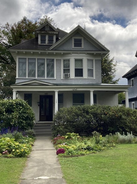 109 Manning Blvd, Albany, NY 12203