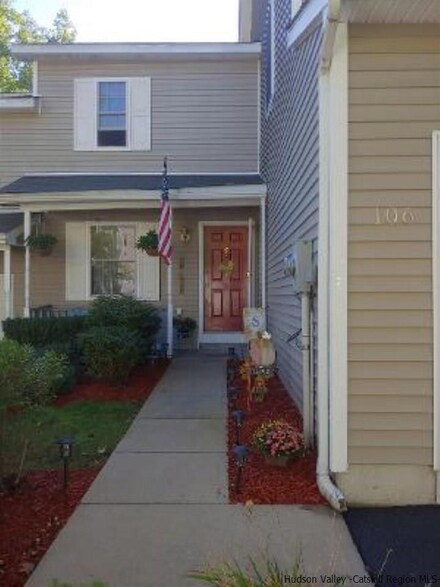 106 Woodland Way S, Ellenville, NY 12428