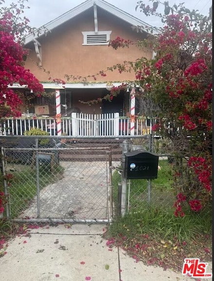 1021 W 94th St, Los Angeles, CA 90044