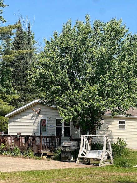 577 Wilderness Trail, Saint Helen, MI 48656