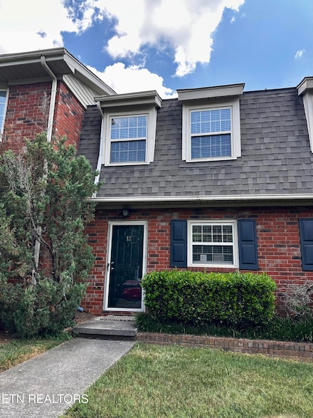6523 Deane Hill Dr Unit 12, Knoxville, TN 37919