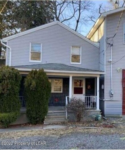 40 Carverton Rd, Shavertown, PA 18708