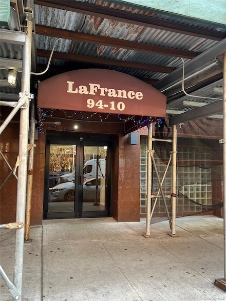 94-10 59th Ave Unit 2J, Elmhurst, NY 11373