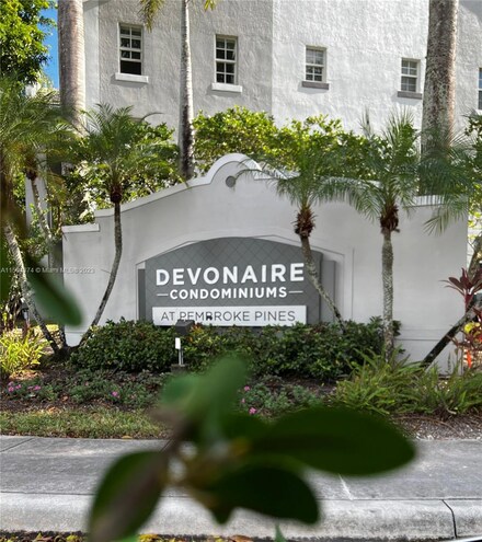 720 SW 111th Ave Unit 208, Pembroke Pines, FL 33025