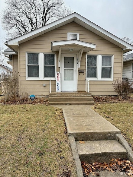 705 S 35th St, South Bend, IN 46615
