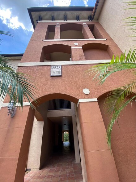 5578 Metrowest Blvd Unit 311, Orlando, FL 32811