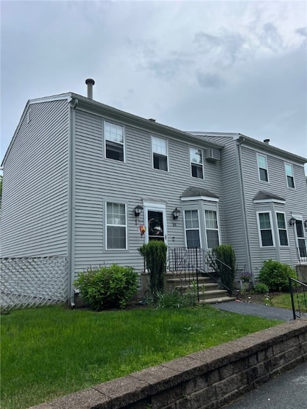 565 Quaker Ln Unit 101, West Warwick, RI 02893